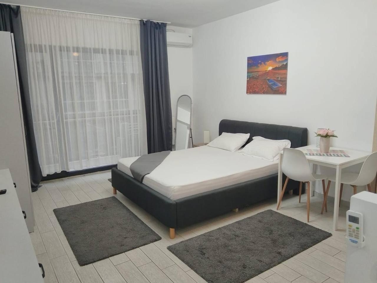 Desilva - Loft And Nuba Mamaia